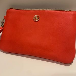 Adrienne Vittadini Wristlet